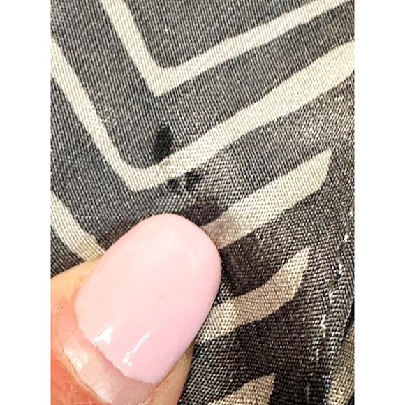 Evan Picone Grey Herringbone Silk Scarf 66"L x 7"W - Picture 5 of 6